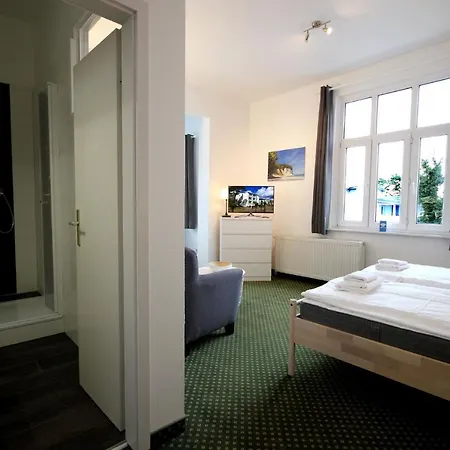 Felicitas By Rujana 빈츠