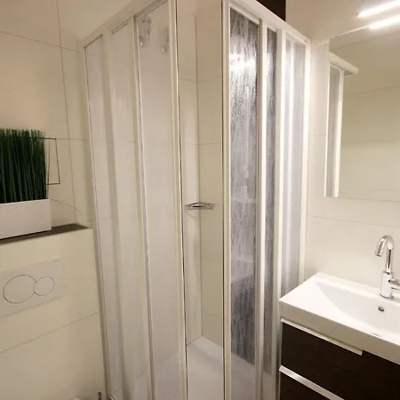 Felicitas By Rujana Apartman Binz