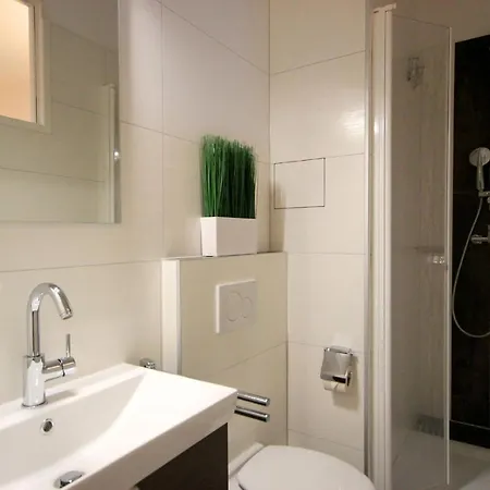 Felicitas By Rujana Apartman *